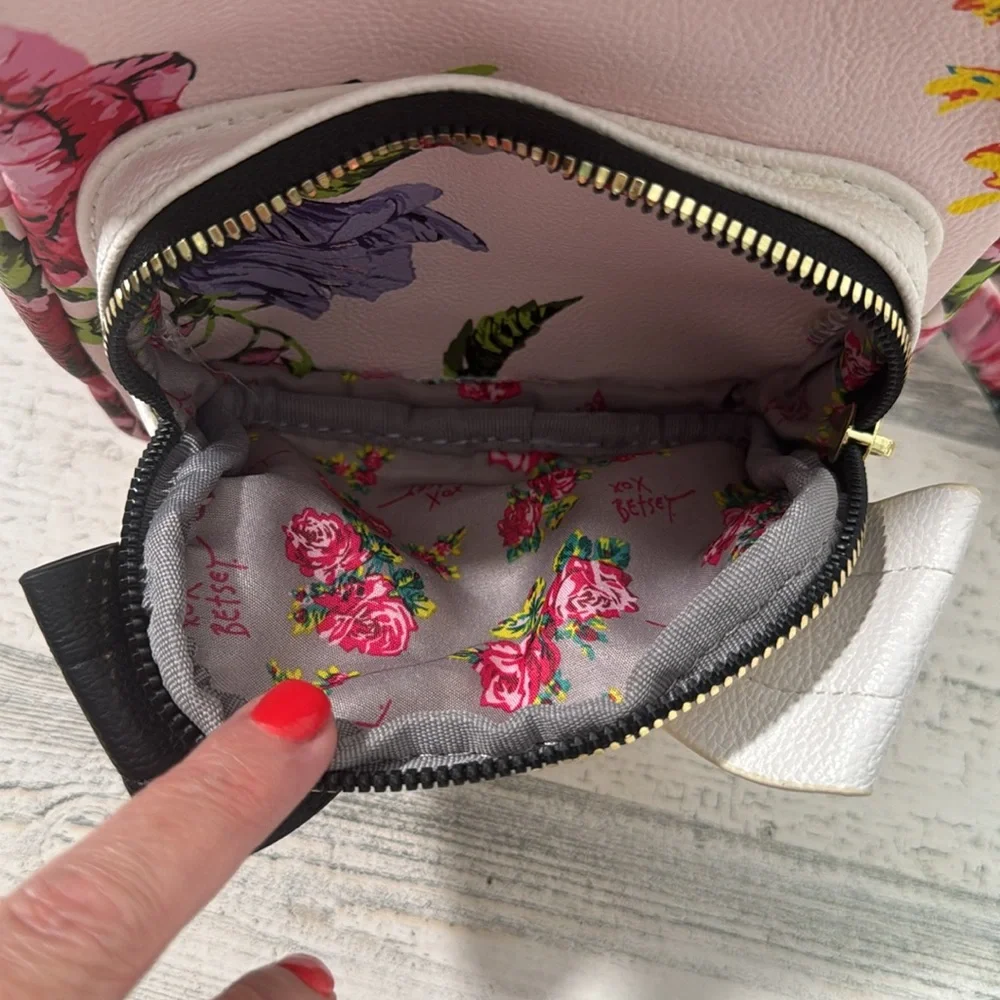 Betsey‎ Johnson Kitsch Backpack CatFloral